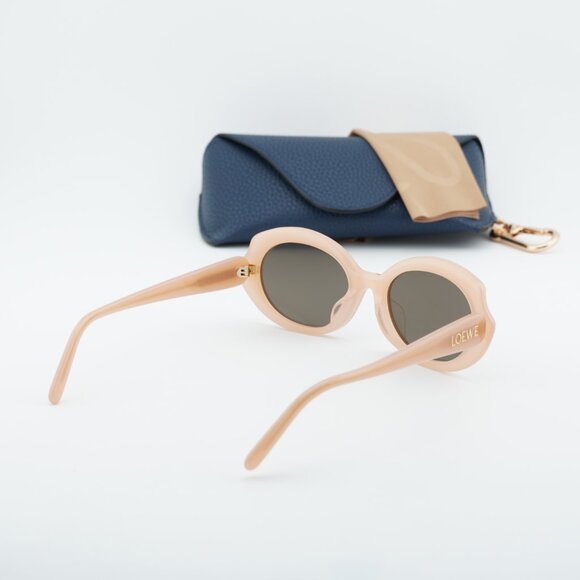 Loewe LW40147F 72E Geometric Sunglasses – Pink\\Brown main image 7